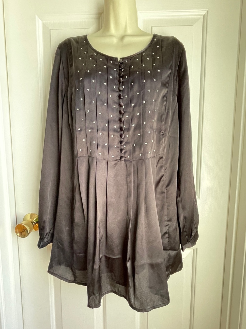 Soft Surrounding Blouse Shirt NWT sz M Black Long Sleeve Embroidered Front